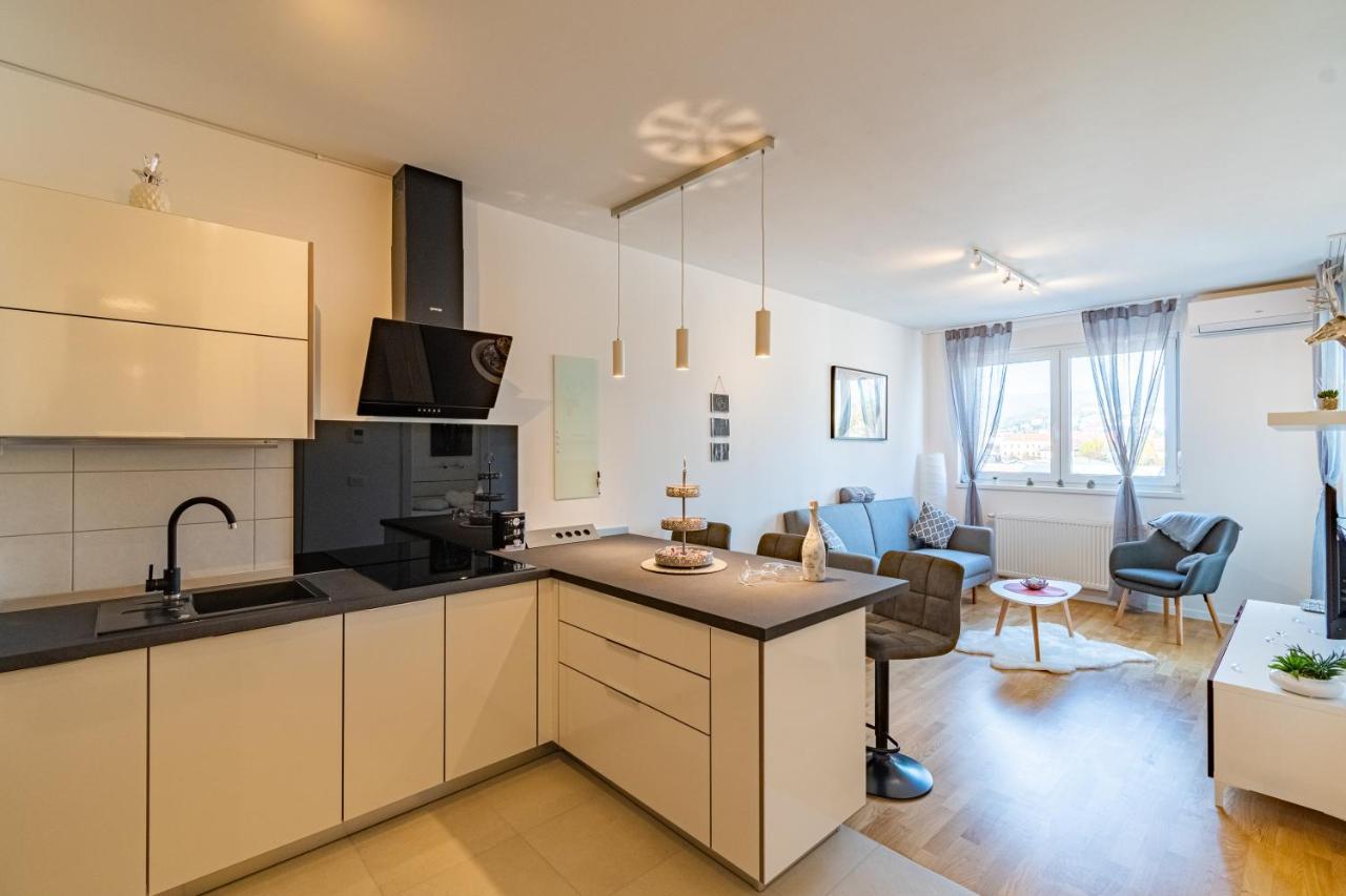 Flexible Selfcheckins 25 - Zagreb - Garage - Loggia - New - Luxury Daire Dış mekan fotoğraf
